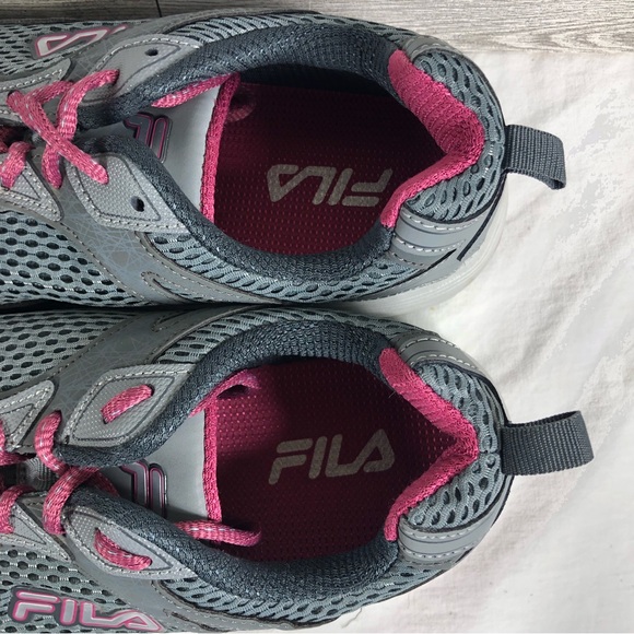 Fila Women's Windshift 15 Grey Pink Running Shoes Sneakers Size 11 Wide - Picture 6 of 7